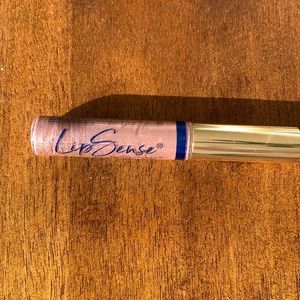 NEW Tahitian Pearl gloss